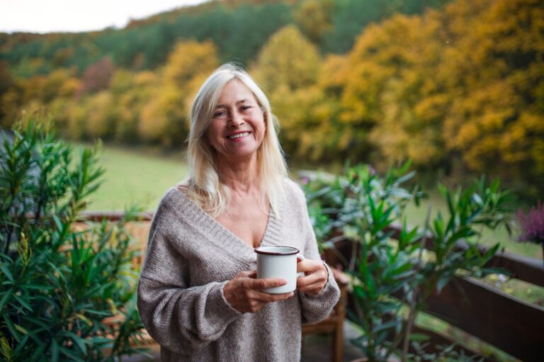 CoffeeLadyOutdoors